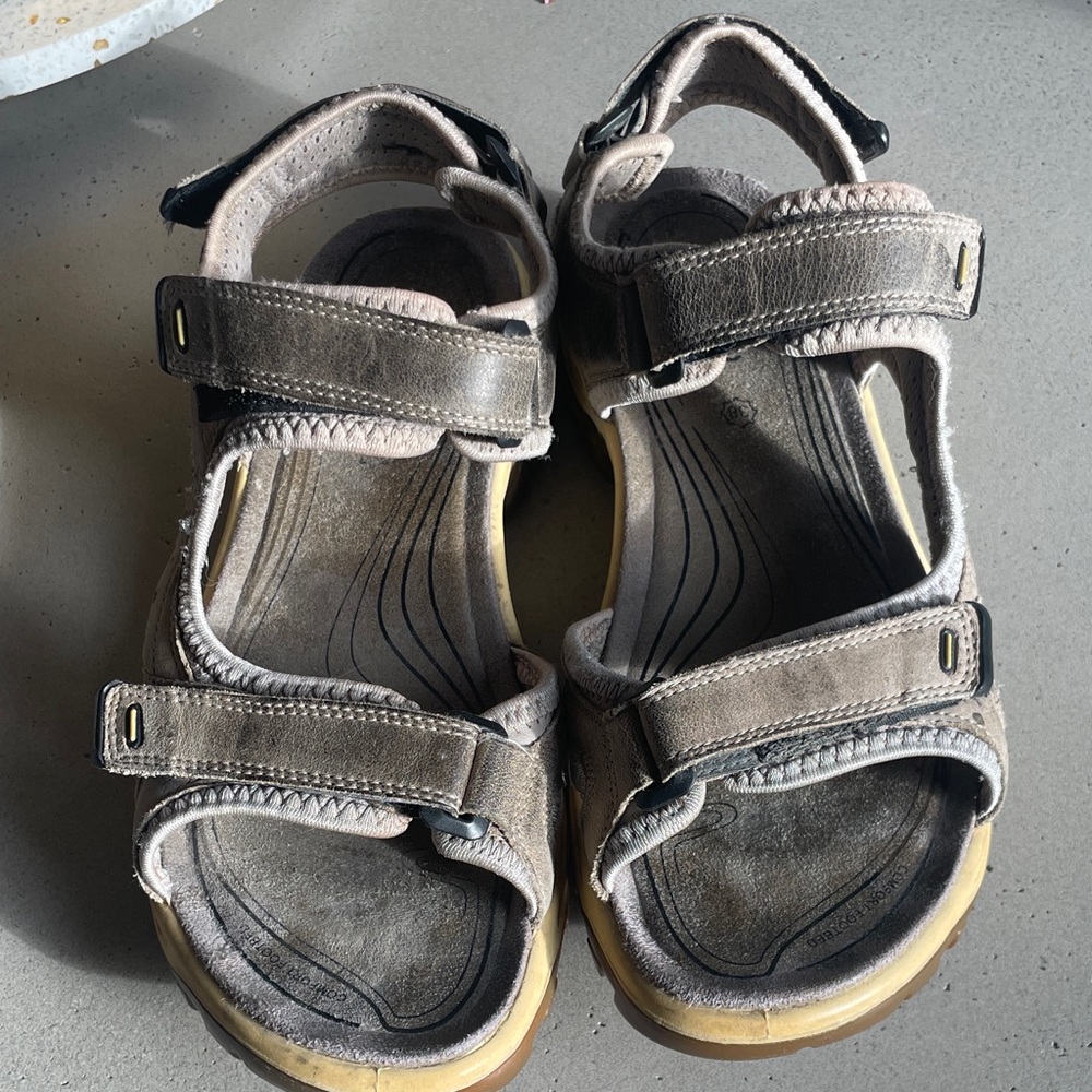 Ecco Kids Sandals in Brown and Tan